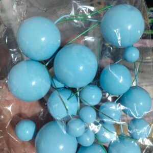 Faux balls for cake decoration